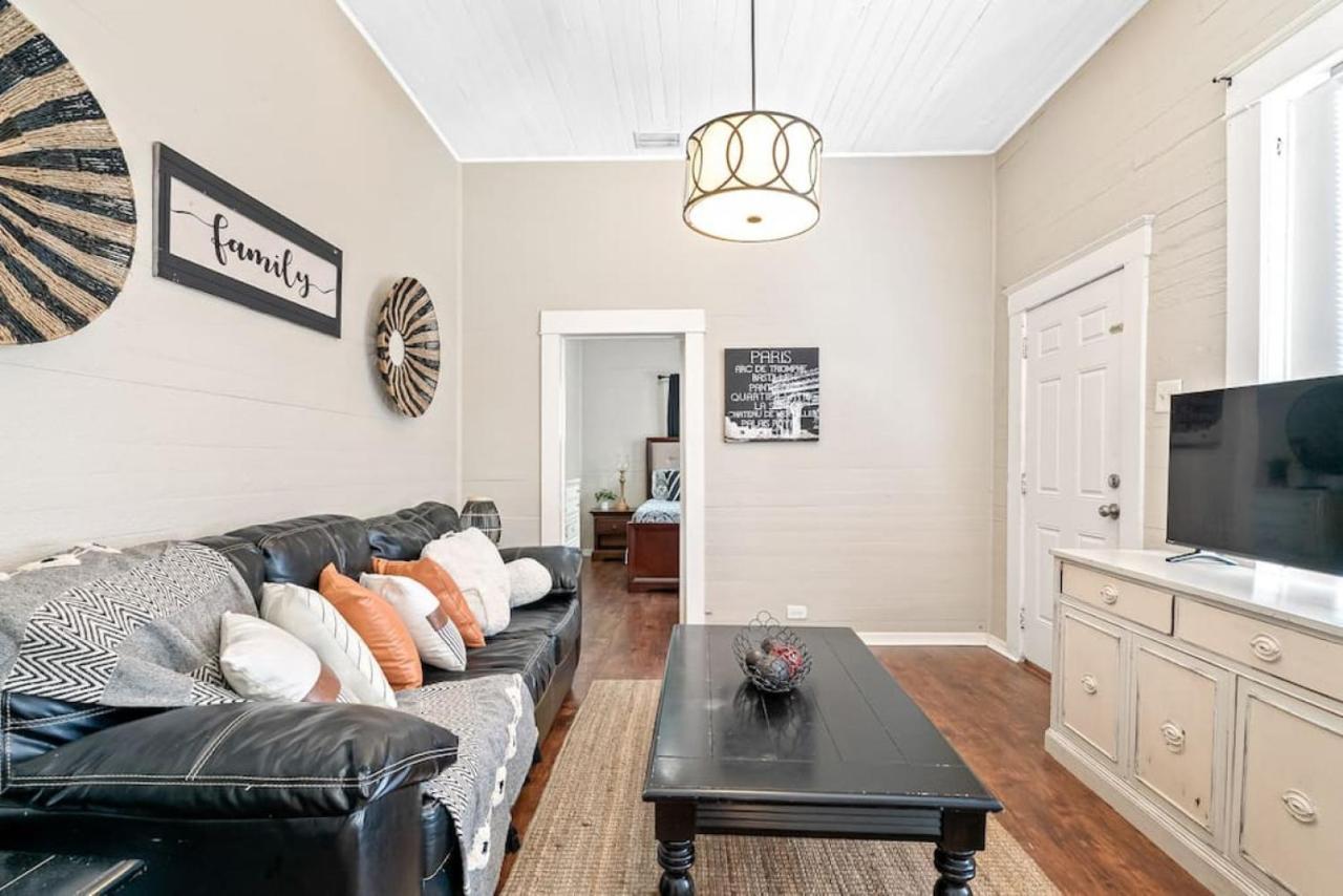 Charming And Historic Near Holiday home *